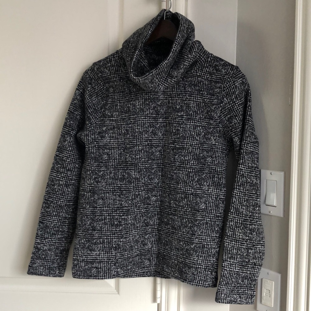 J. Crew Mercantile turtle neck sweater